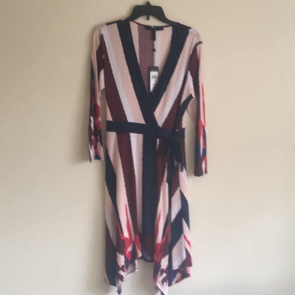 BGBGMAXAZRIA midi dress